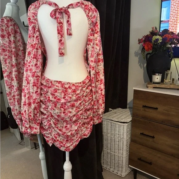 Coquette Pink Floral Backless Dress - Picture 4 of 8